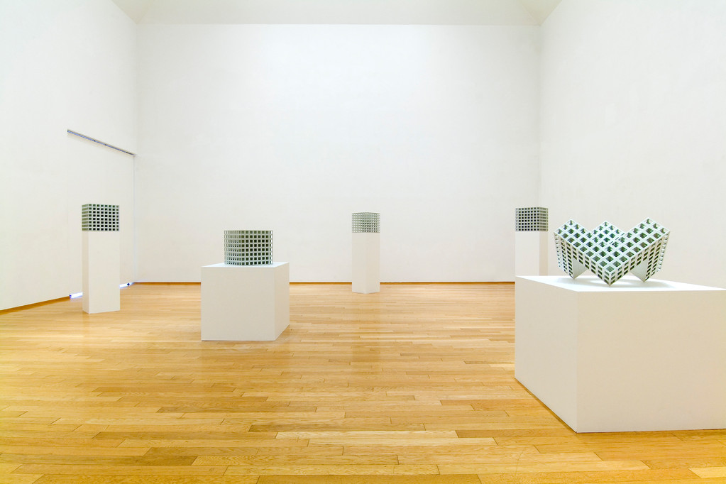「亀井洋一郎展 Lattice Receptacle」アートコートギャラリー 2006