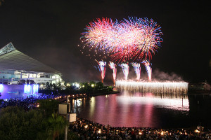 Fireworks at Happy Island Countdown at Yokohama Hakkeijima Sea Paradise Source: Yokohama city