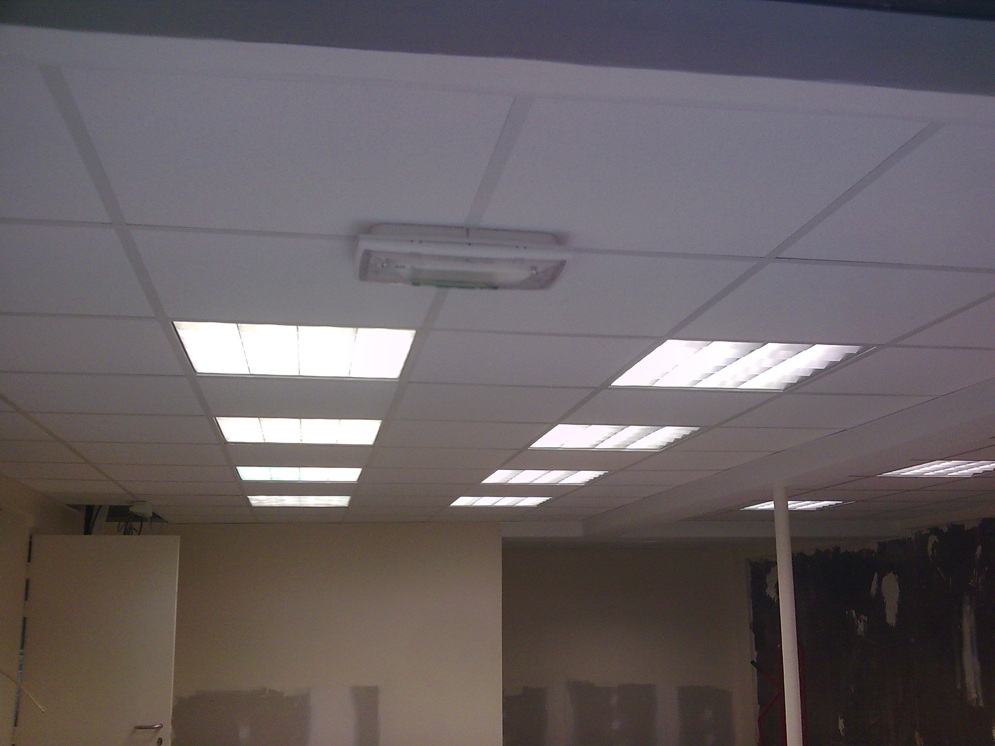 Plafond suspendu en dalles de 60 x 60 Activ Renovation  Epinal