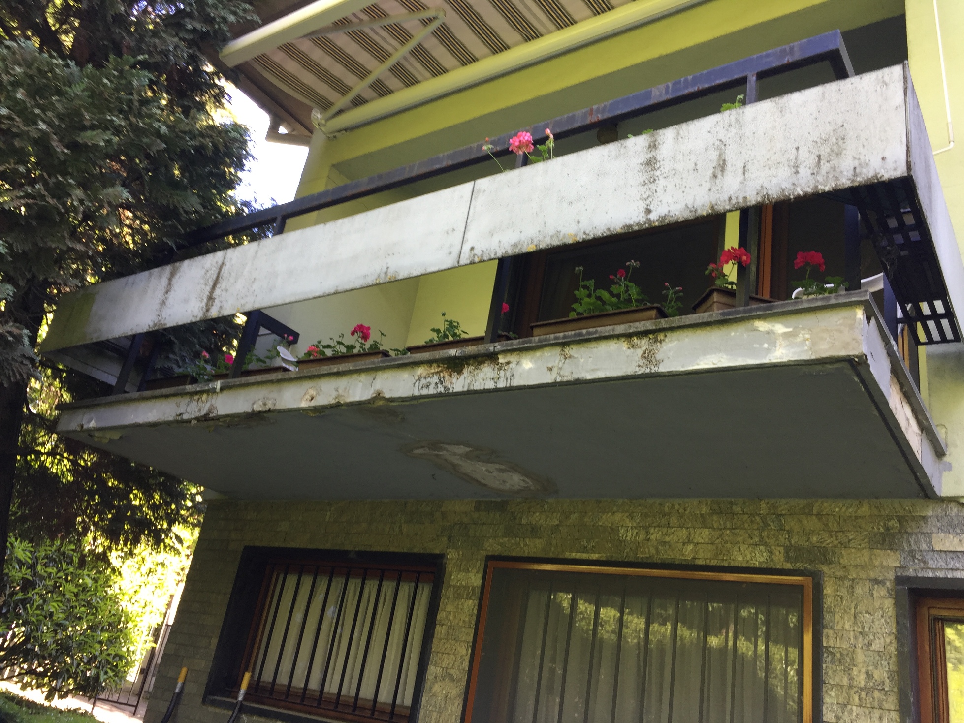 rénover aussi la sous face des dalles balcon