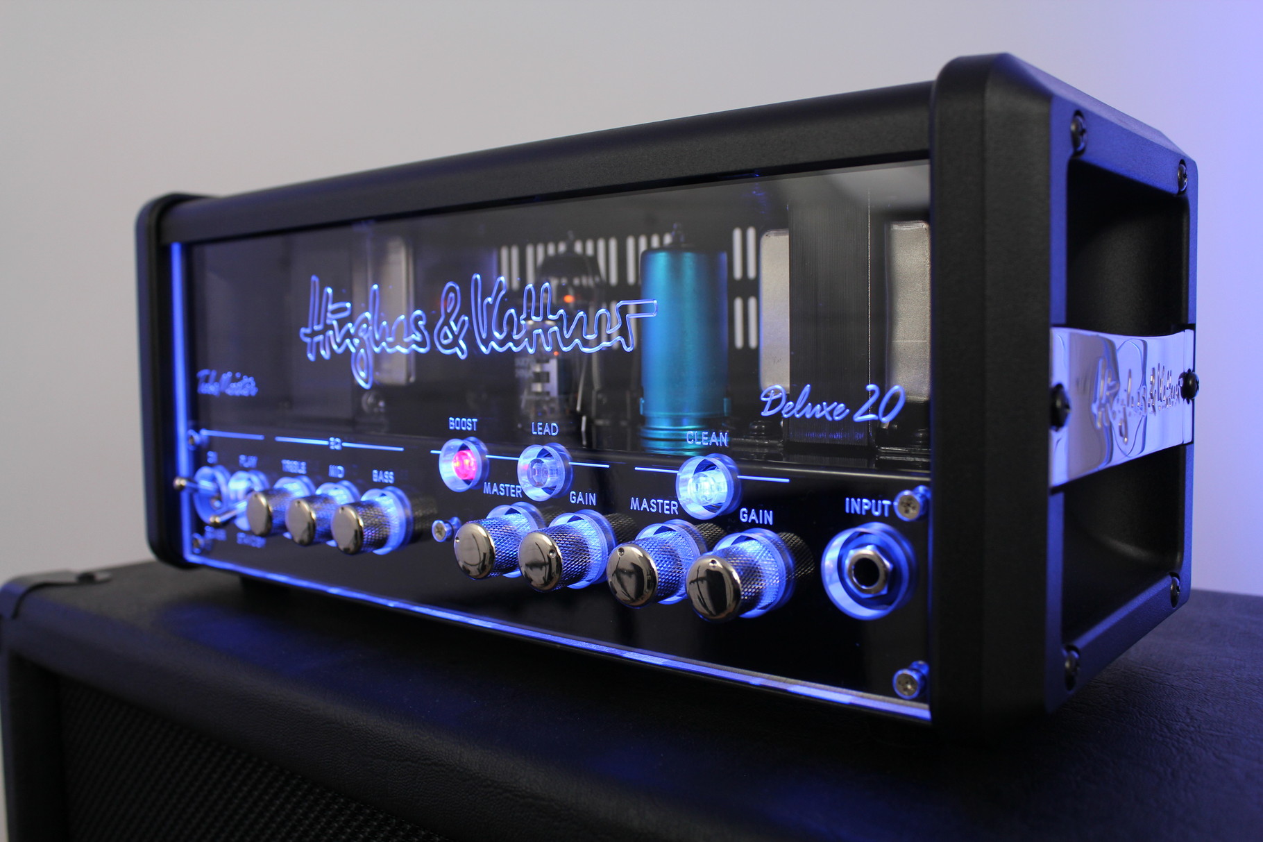 Hughes & Kettner TubeMeister Deluxe 20