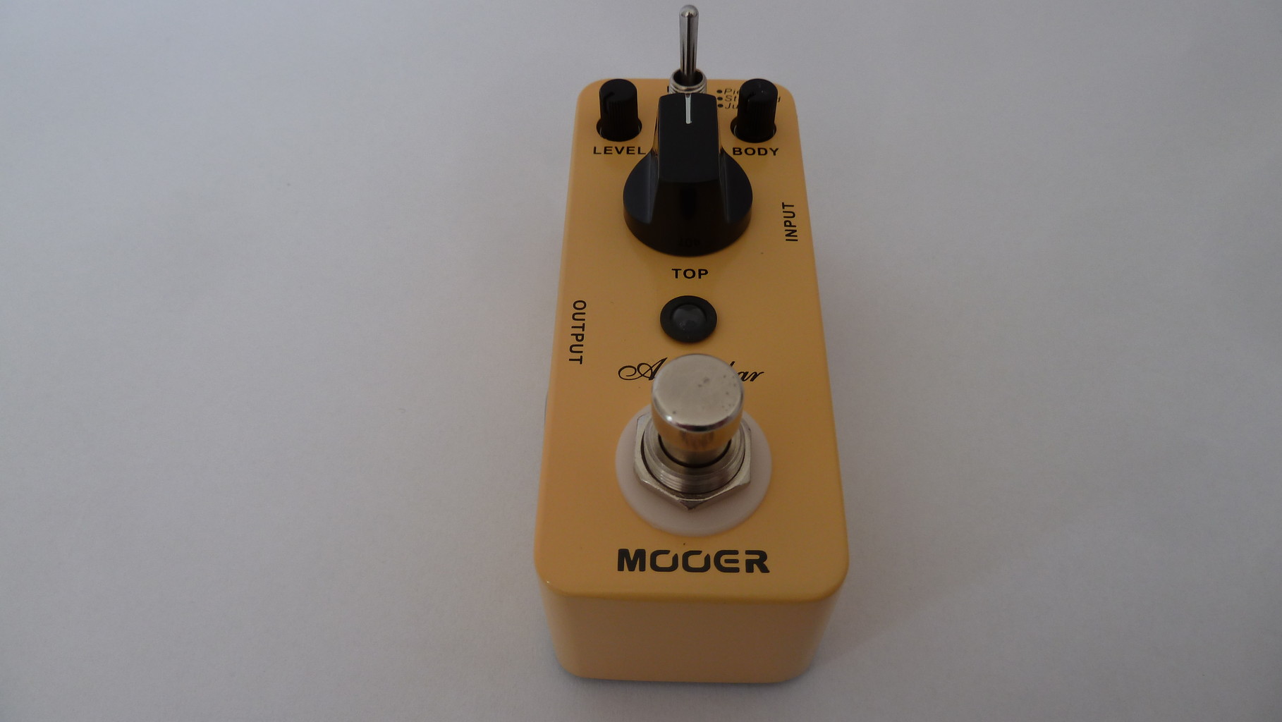 Mooer Acoustikar