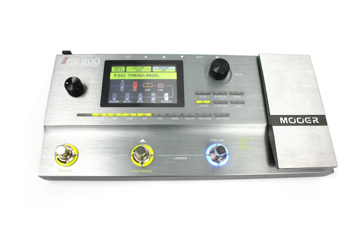 Mooer GE 200 Amp Modeler und Multi Effects