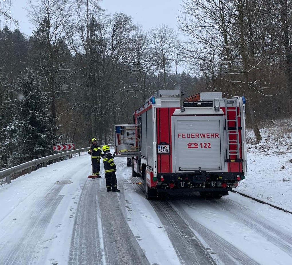 T2 – Verkehrsunfall mit Menschenrettung