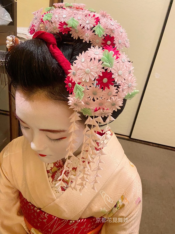 ブランド雑貨総合 舞妓美麗的髮簪的小秘密, 【京都花見舞妓】與舞妓來場難忘的宴席 - 如何從髮簪看資歷!!! ヘアアクセサリー