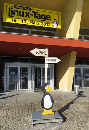 Hinweisschild Universität