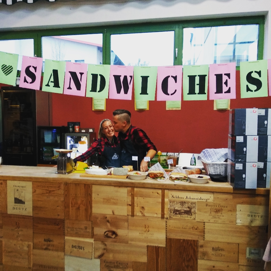 Time to say "foodbye" Clocks Steakbar