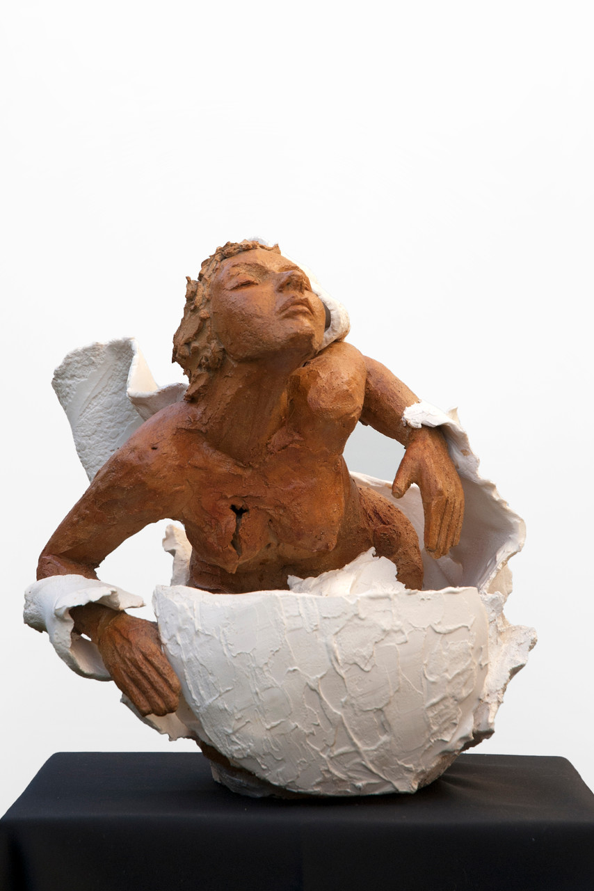 I will not lose, sculpture femme, grès et porcelaine - collection de l'artiste