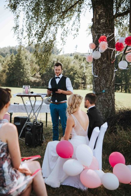 Trauredner Bayern, Freie Zeremonie, Freie Hochzeit, Redner, Moderator, Freie Hochzeit Bayern