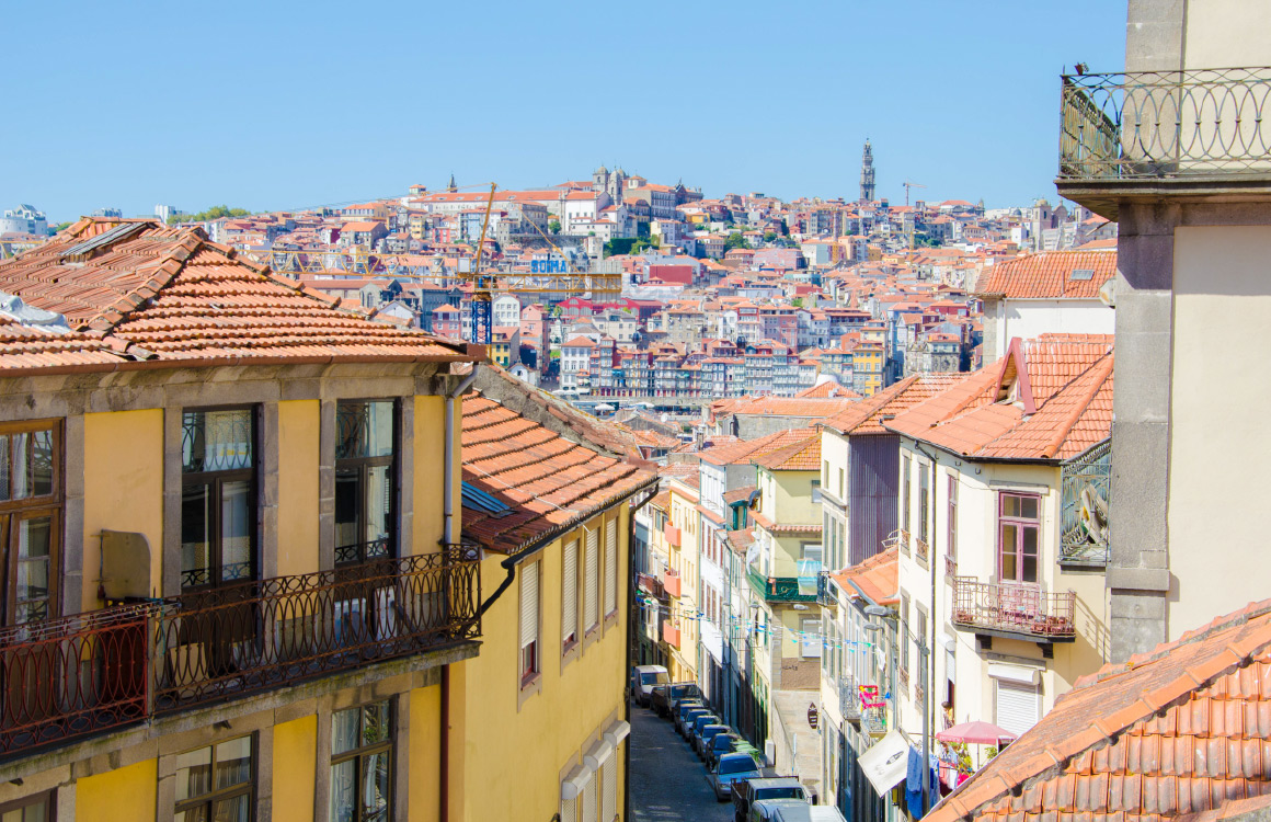 porto-city-view-apartment-porto-moments