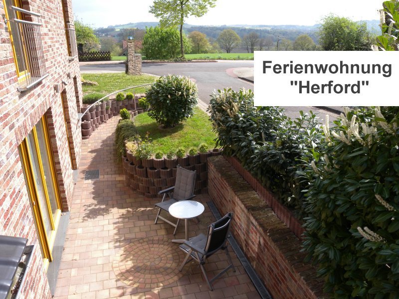 Fewo Herford Herzlich Willkommen In Westfalen Die Top Ferienwohnung In Owl Im Kreis Herford Zwischen Dem Hermannsdenkmal Im Teutoburger Wald Und Der Porta Westfalica Im Wiehengebirge