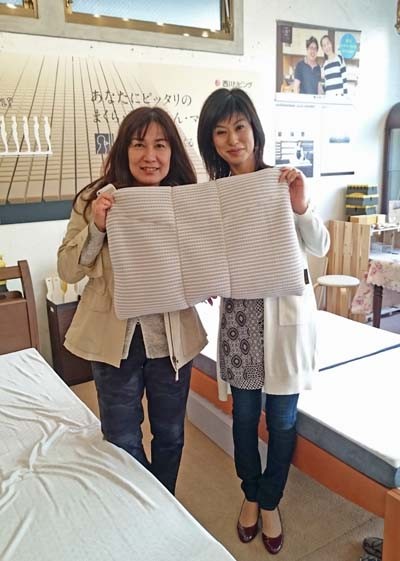 お誕生日おめでとうございます!オーダーメイド枕のプレゼントでした。