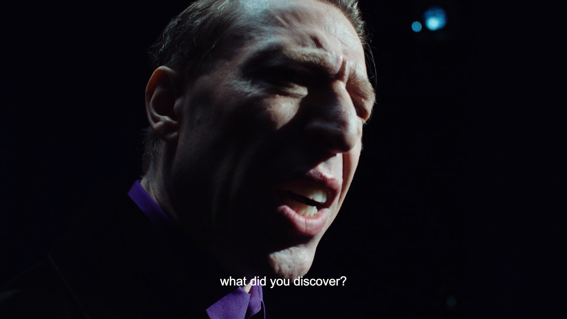 Ottaviano Blitch — campagna Roberto Cavalli, scena recitata, primo piano cinematografico, interpretazione intensa, actor and performer, Roberto Cavalli campaign acting scene, cinematic close-up performance, character-driven fashion film — 05