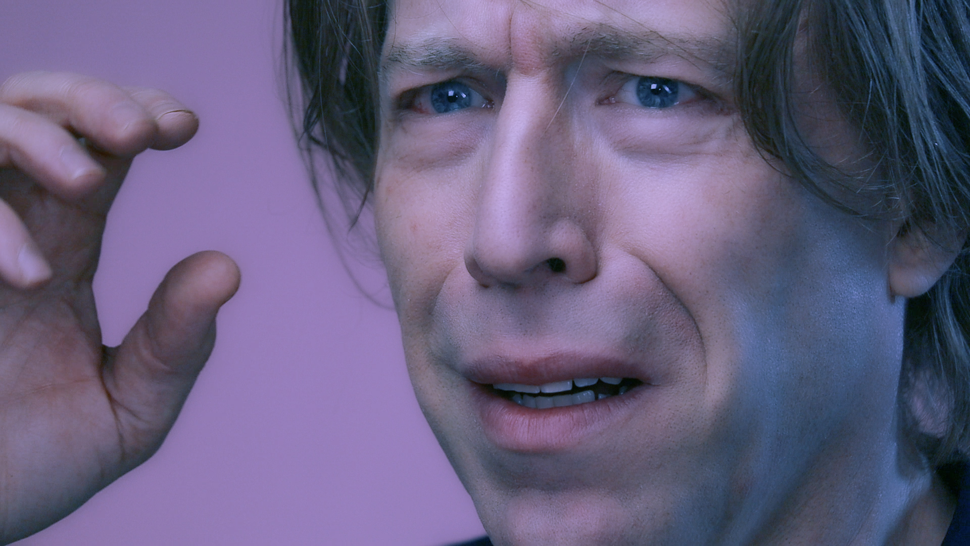 Ottaviano Blitch — videoclip di "I'm Afraid of Americans", reinterpretazione del brano di David Bowie, primo piano cinematografico, interpretazione intensa, actor musician performer, David Bowie song cover, Brian Eno 01