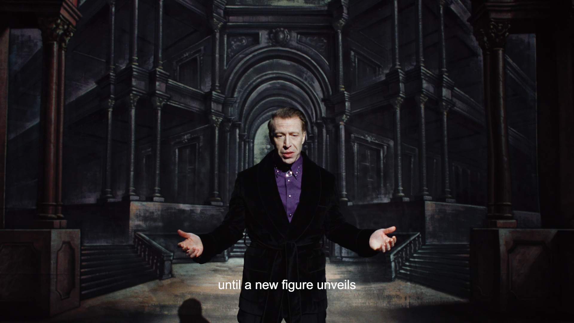 Ottaviano Blitch — campagna Roberto Cavalli, scena recitata, primo piano cinematografico, interpretazione intensa, actor and performer, Roberto Cavalli campaign acting scene, cinematic close-up performance, character-driven fashion film — 02