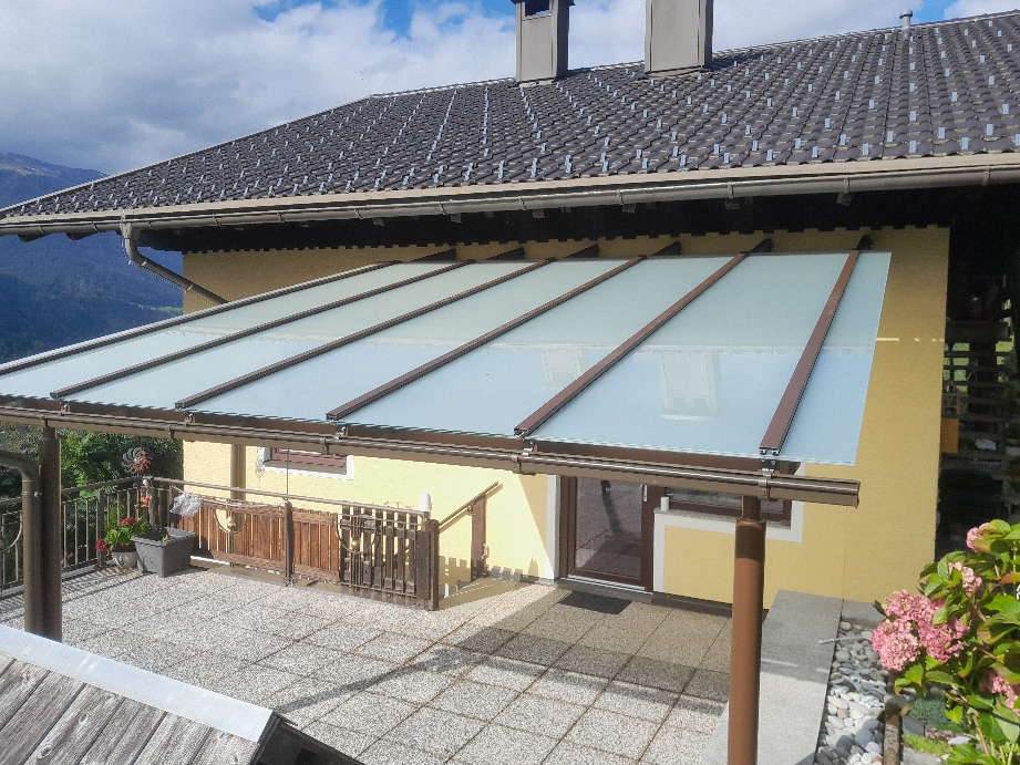 Stahl-Glasüberdachung
