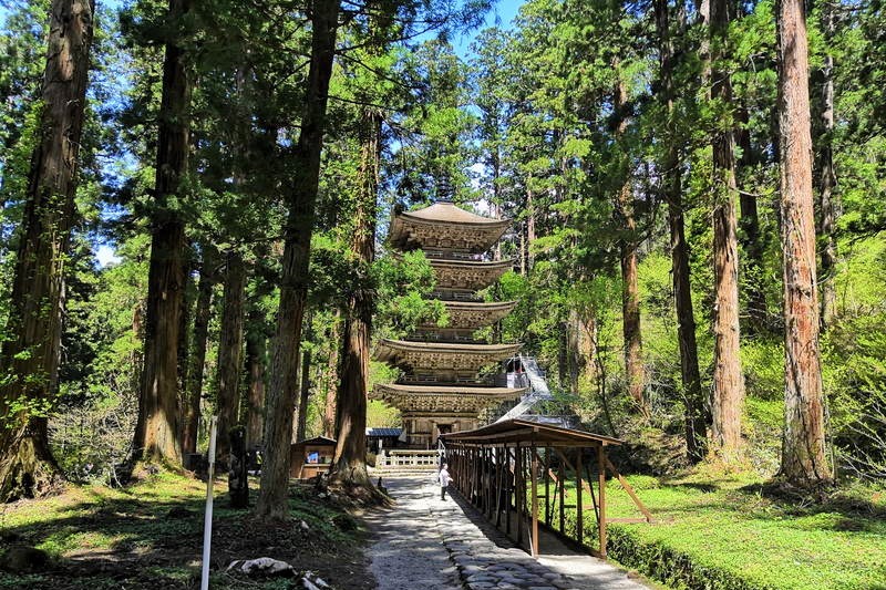 出羽三山神社｜ミシュラン三つ星の参道を登って頂上参拝へ【山形観光スポット】