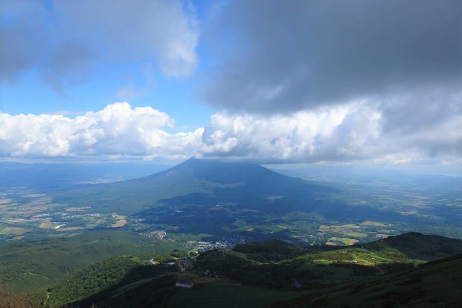 【解説】ニセコアンヌプリ登山！頂上から眺める蝦夷富士・羊蹄山は絶景【北海道観光スポット】