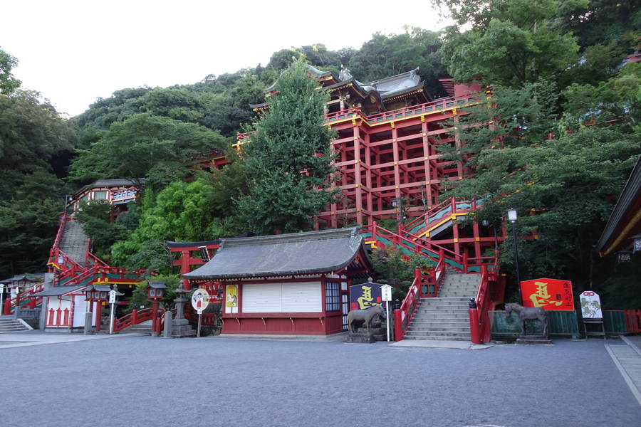 祐徳稲荷神社｜清水寺の舞台？三大稲荷候補の豪華神社【佐賀観光スポット】