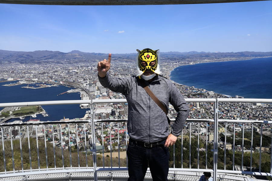 【解説】函館山登山｜徒歩40分で有名な山頂の景色へ【北海道観光スポット】