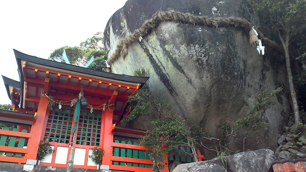 神倉神社｜熊野古道の巨岩パワースポット【和歌山観光スポット】