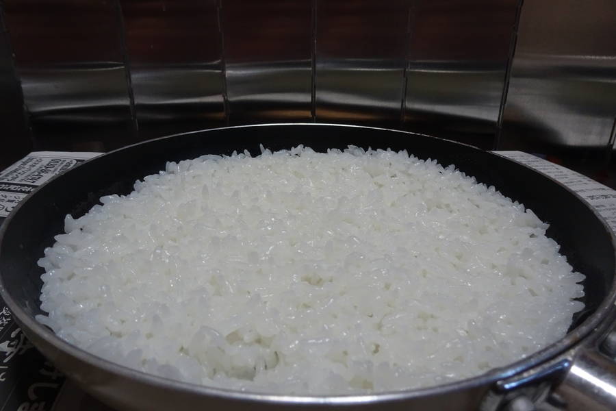 簡単時短フライパン炊飯！吸水5分！吹きこぼれなし！メスティン不要でキャンプが楽に