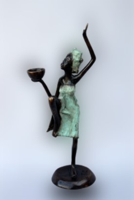 Mirana - 27,5 cm x 11,5 cm - T.I - 2022