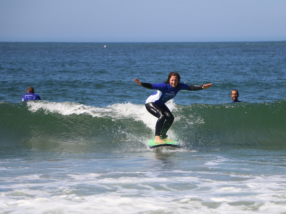 Surf lesson in Porto PORTO SURF SCHOOL