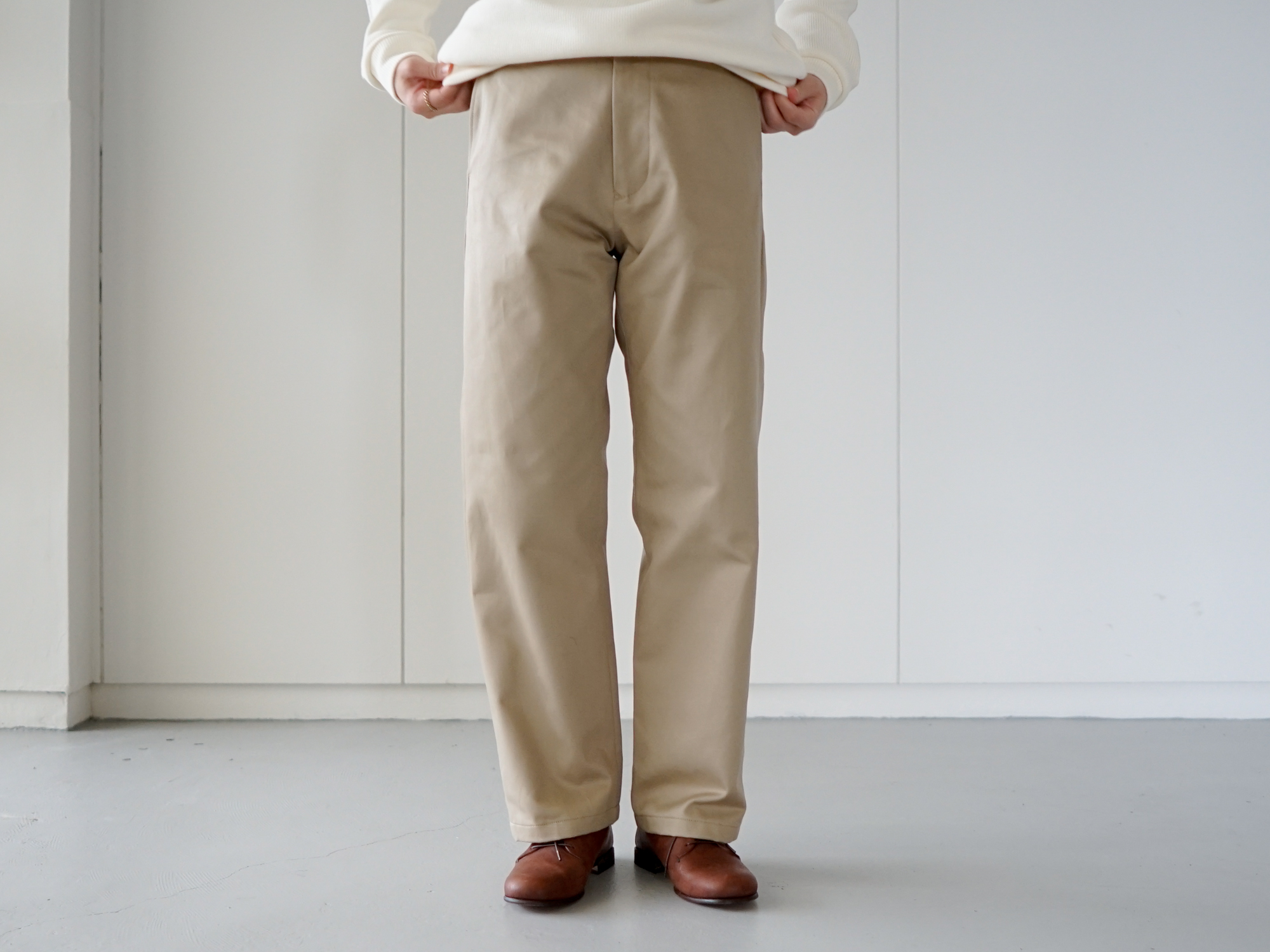 毎日穿きたくなる、こだわりチノパンツ。