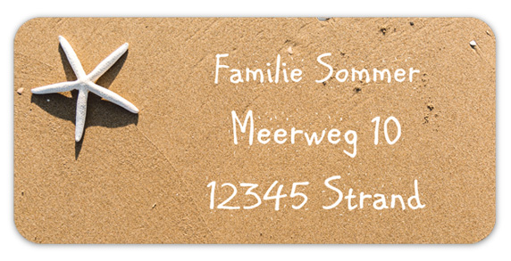 eckige Adressaufkleber - ein weißer Seestern auf Sand - weiße Schrift