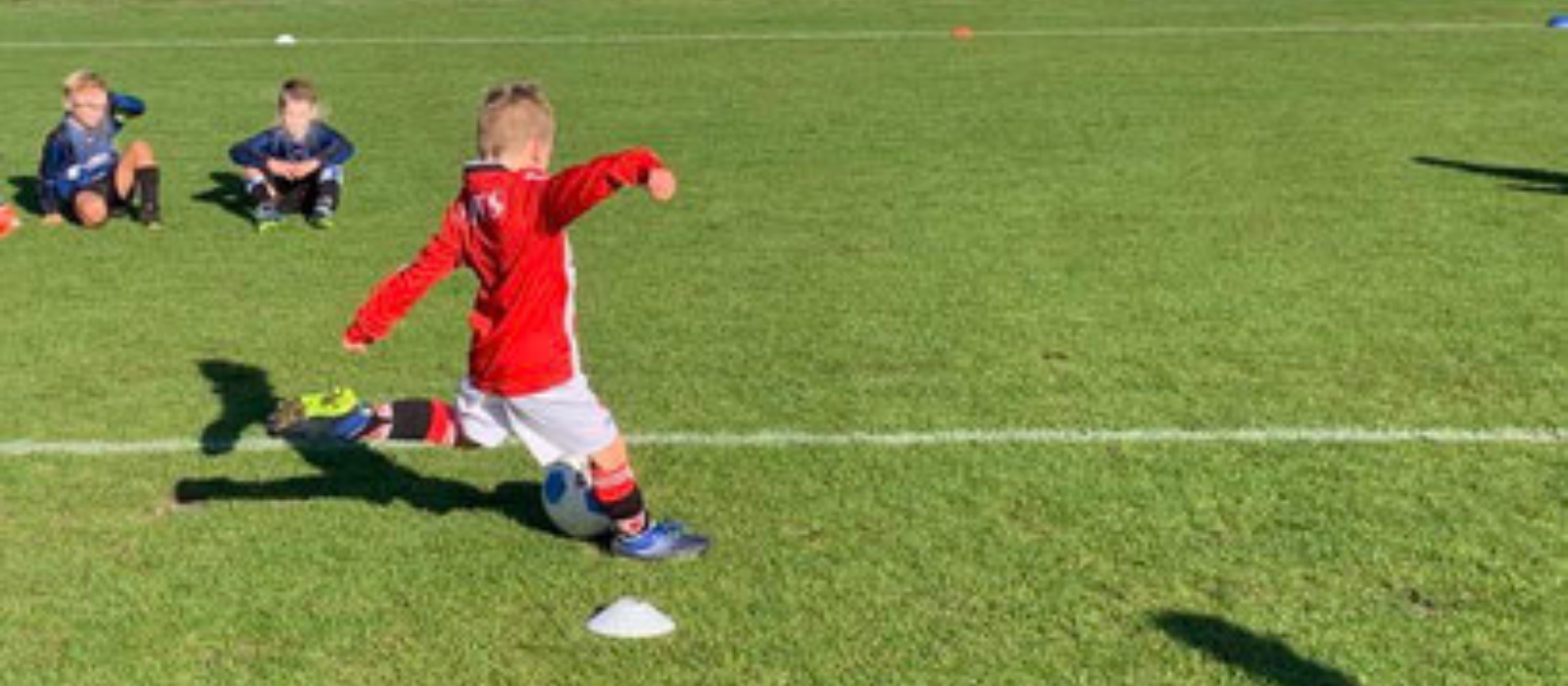 Deze keeper (7) is de held van het voetbalveld