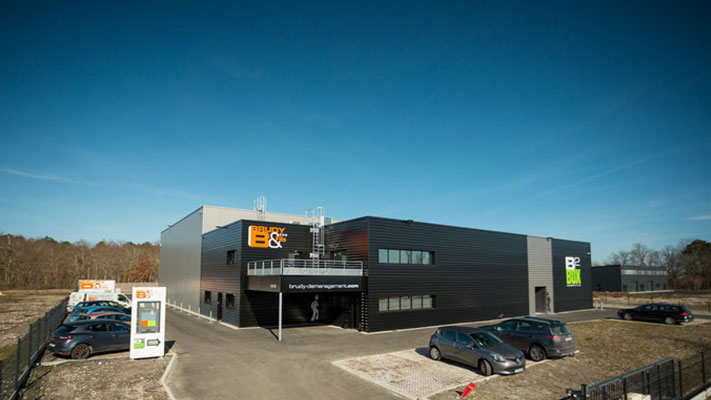 <h3>MERIGNAC</h3>Parc d'activité Vert Castel </br>3 Rue des 29 aviateurs</br>33700 Mérignac Aéroparc<br/> <br/> <p class="bouton"> En savoir plus</p>