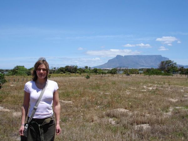 Sisterheart vorm Tafelberg