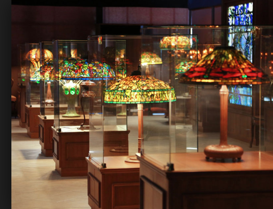ニューヨークランプミュージアム　美しいステンドグラスにうっとり優雅な時間を。[徒歩20分] 
