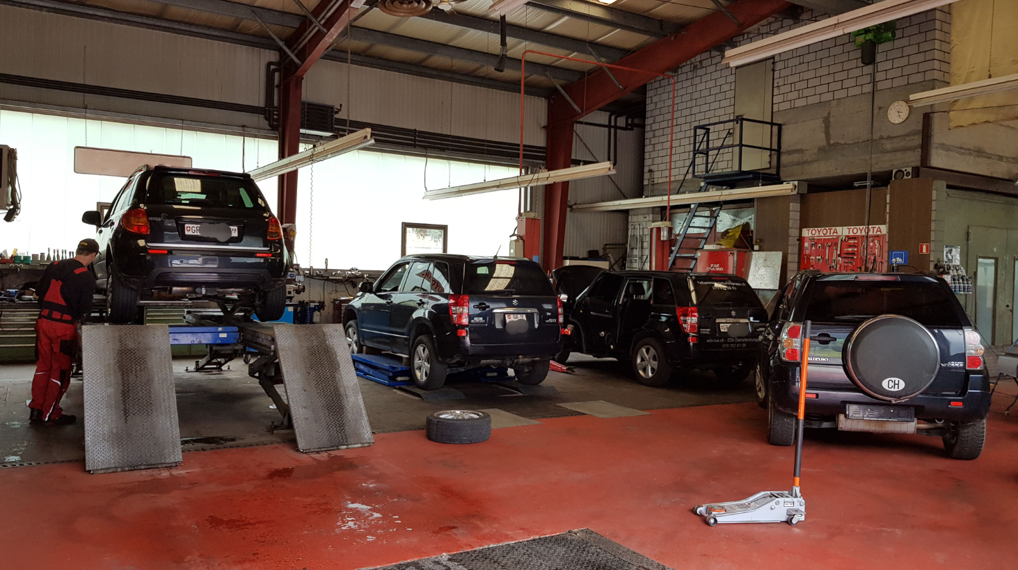 Garola-Garage Suzuki