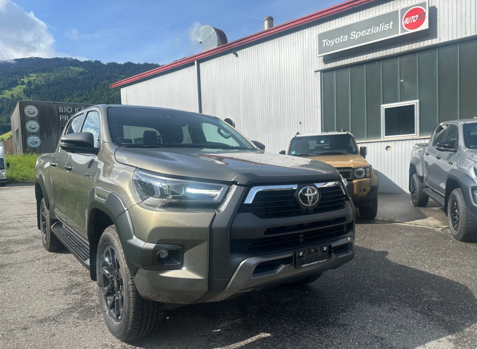 TOYOTA HILUX 2.8D MHEV INVINVCIBLE D-CAB 4X4