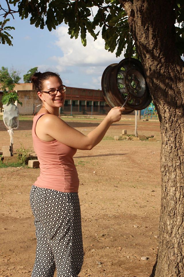 Eine Schulglocke à la Burkina! 