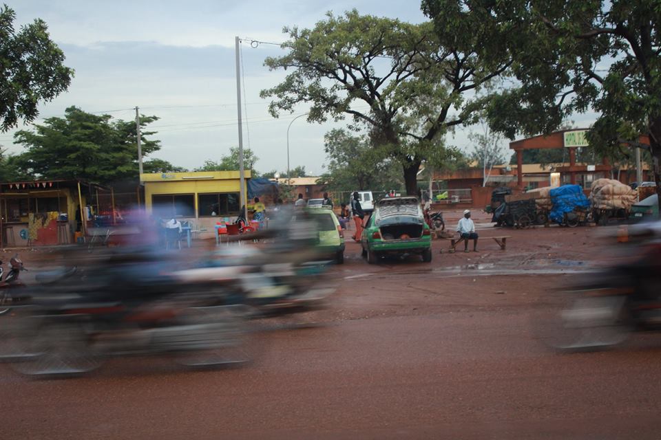 Das Hauptverkehrsmittel in Burkina Faso sind Motorräder. 
