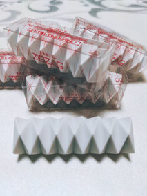 多角消しゴム 「ZIGZAG」  220円→200円(税込)   多数の文具大賞受賞