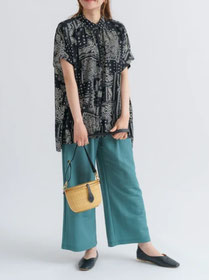 バンダナ柄シャツ  4,290円→1,980円(税込)   接触冷感素材使用