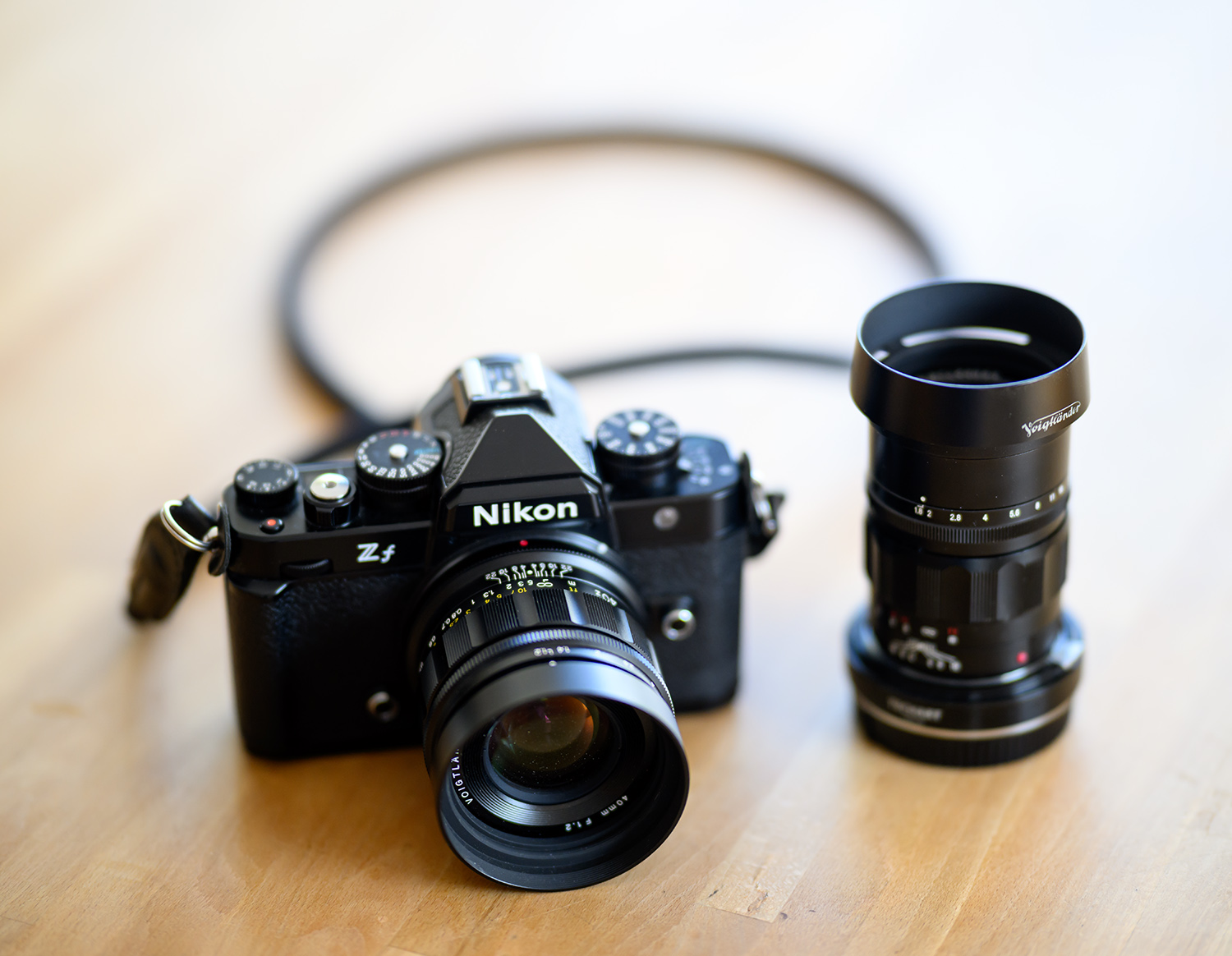 Voigtländer Optiken an Nikon ZF - modern aber mit Retro "Sahnetüpfelchen"