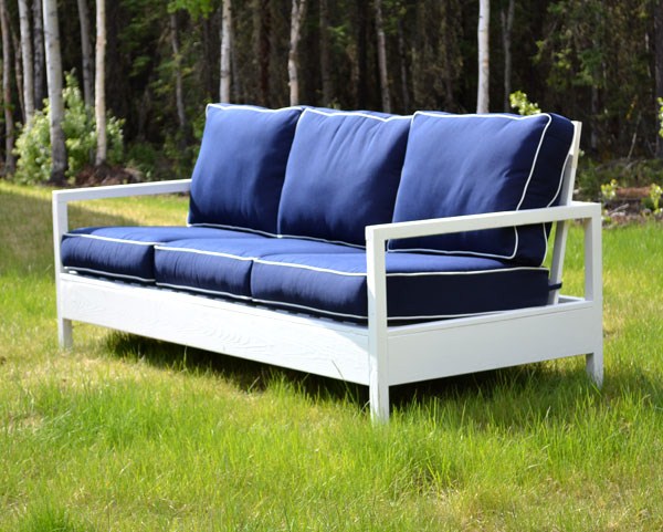 диван и кресло стиль лофт на металлокаркасе деревянный,диван и кресло для патио