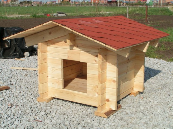 Будка для собак с утеплением деревянная