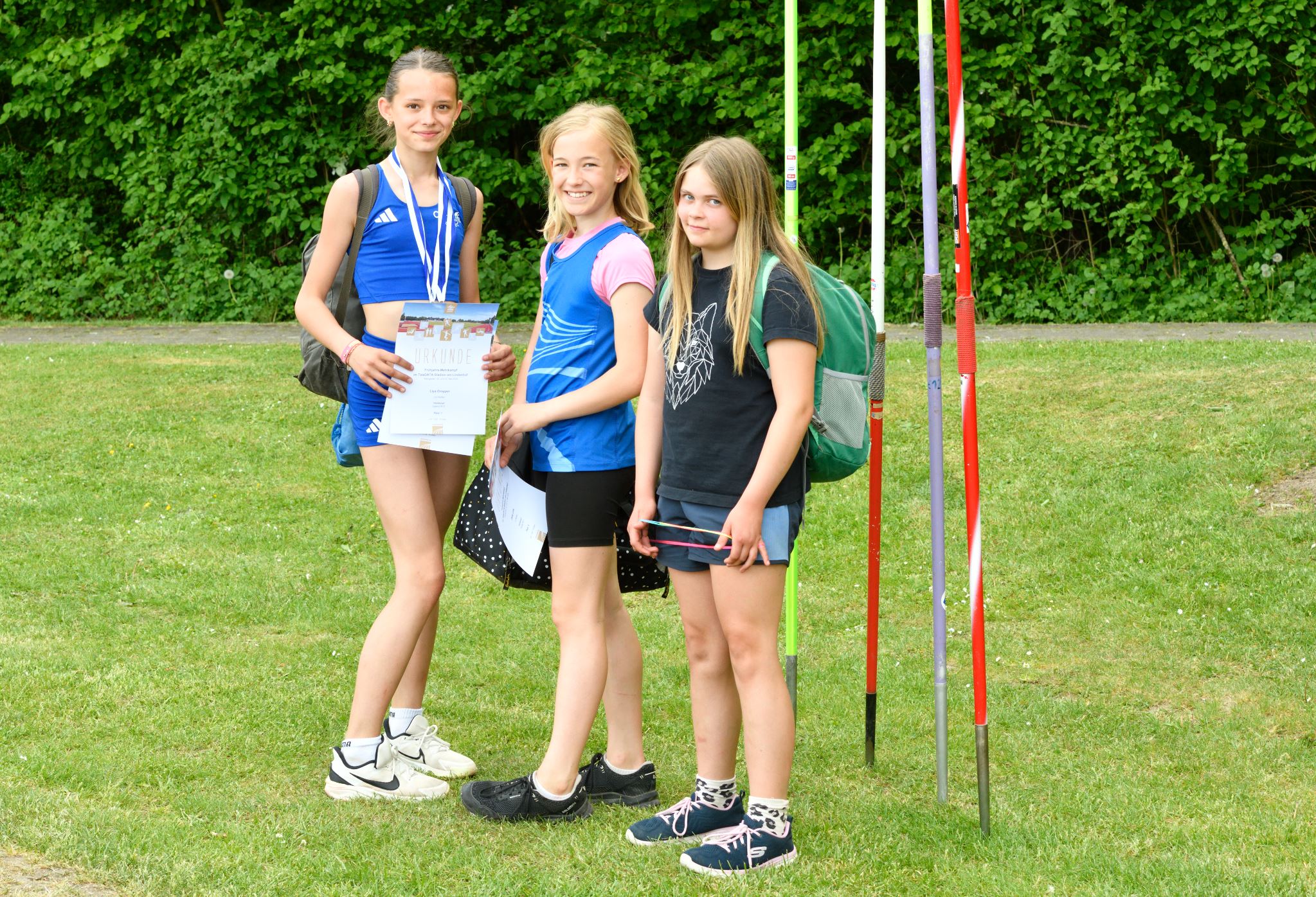 Liya, Jana und Lily nach dem Wettkampf
