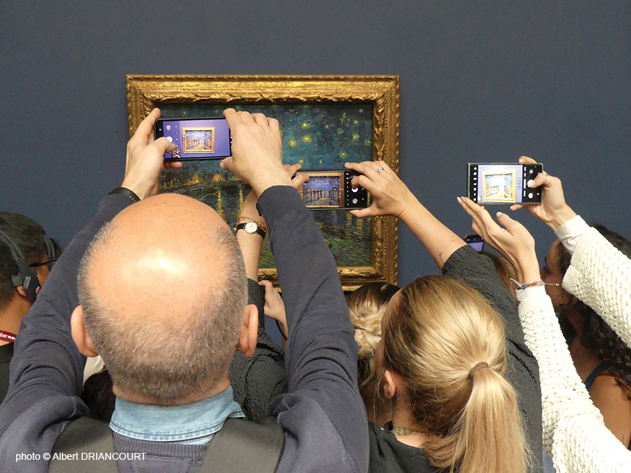 Van Gogh, "la nuit étoilée", ou comment les gens consomment de l'art (soupir)