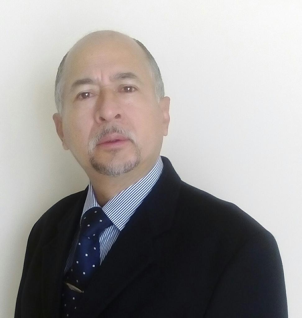 AB. SANTIAGO ZAMBRANO - Atiendo asuntos civiles y penales  en quito,  manta Shushufindi
