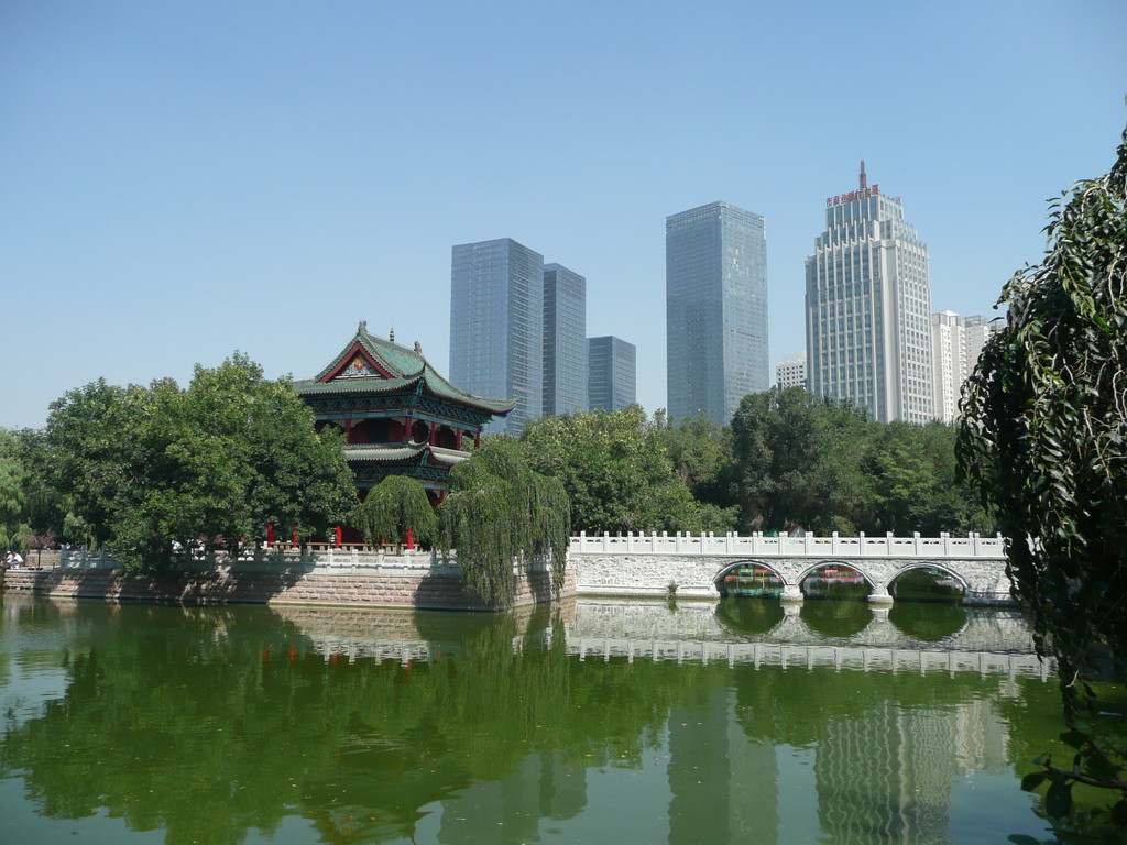 Urumqi - Hauptort Xinjiang's und der (Han-)Chinesischen Probleme :O)