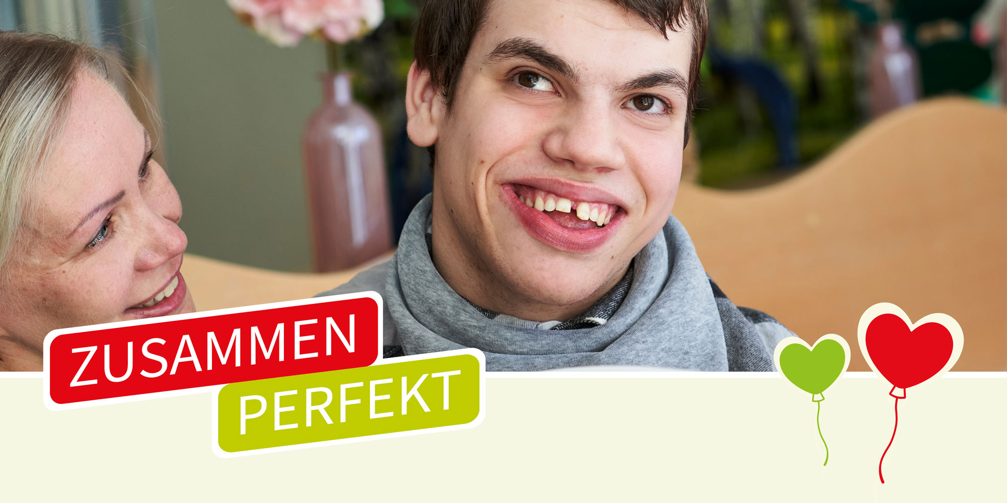 Ramazan aus der Gruppe Löwenherz mit seiner Bezugsperson