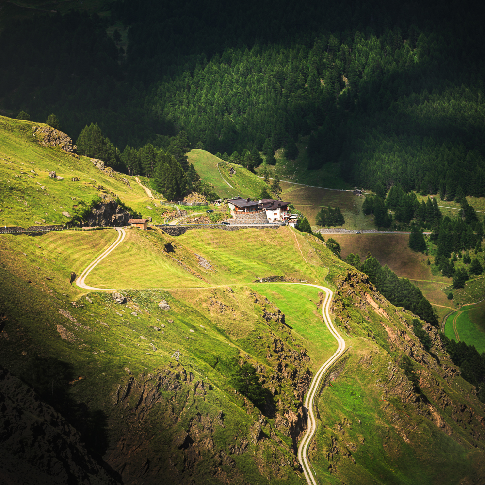 Auf dem Timmelsjoch-Pass - Richtung Meran