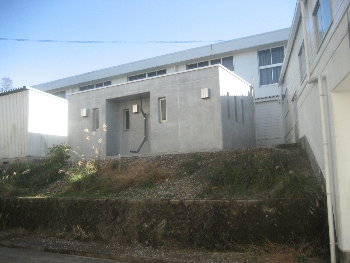 高知県四万十市　幡多農業高校屋外トイレ新築外観(設計)